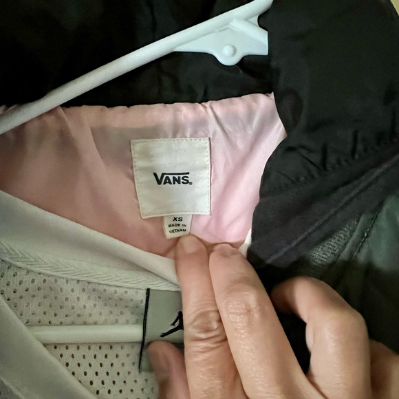 Vans Olive Quilted Jacket - Picture 4 of 8